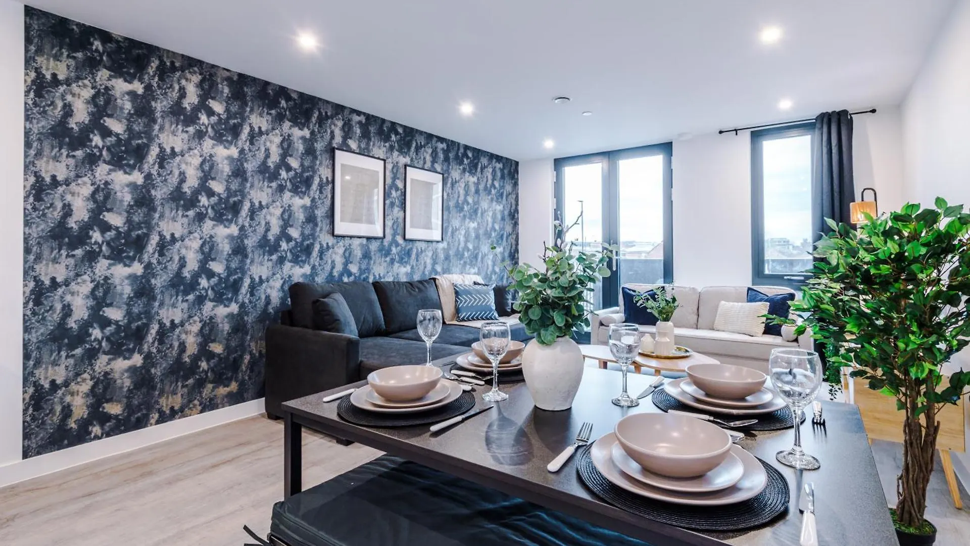 Icona 2 Apartment, With Free Onsite Gym And Secure Parking 요크 영국