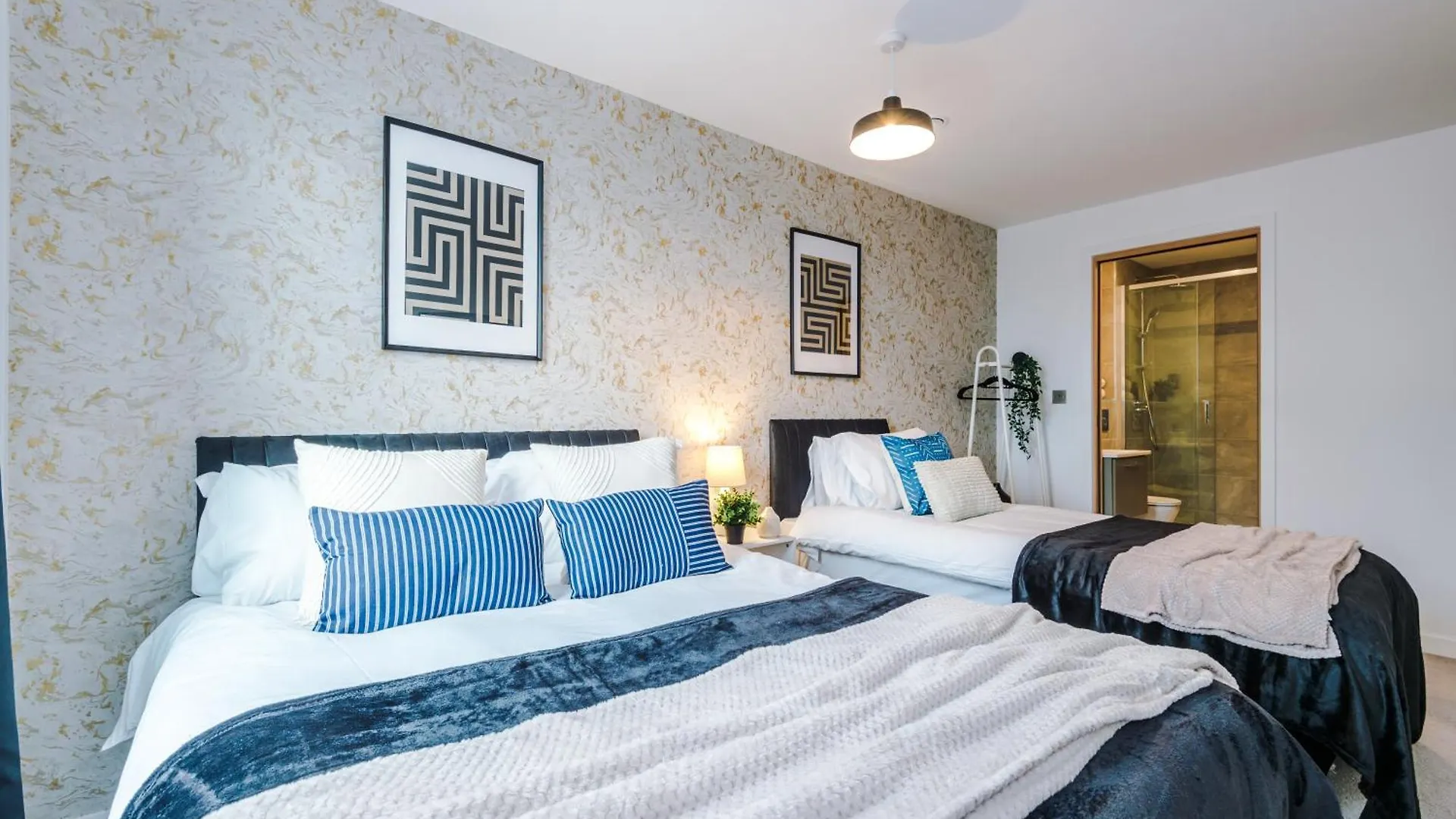 Icona 2 Apartment, With Free Onsite Gym And Secure Parking 요크 영국