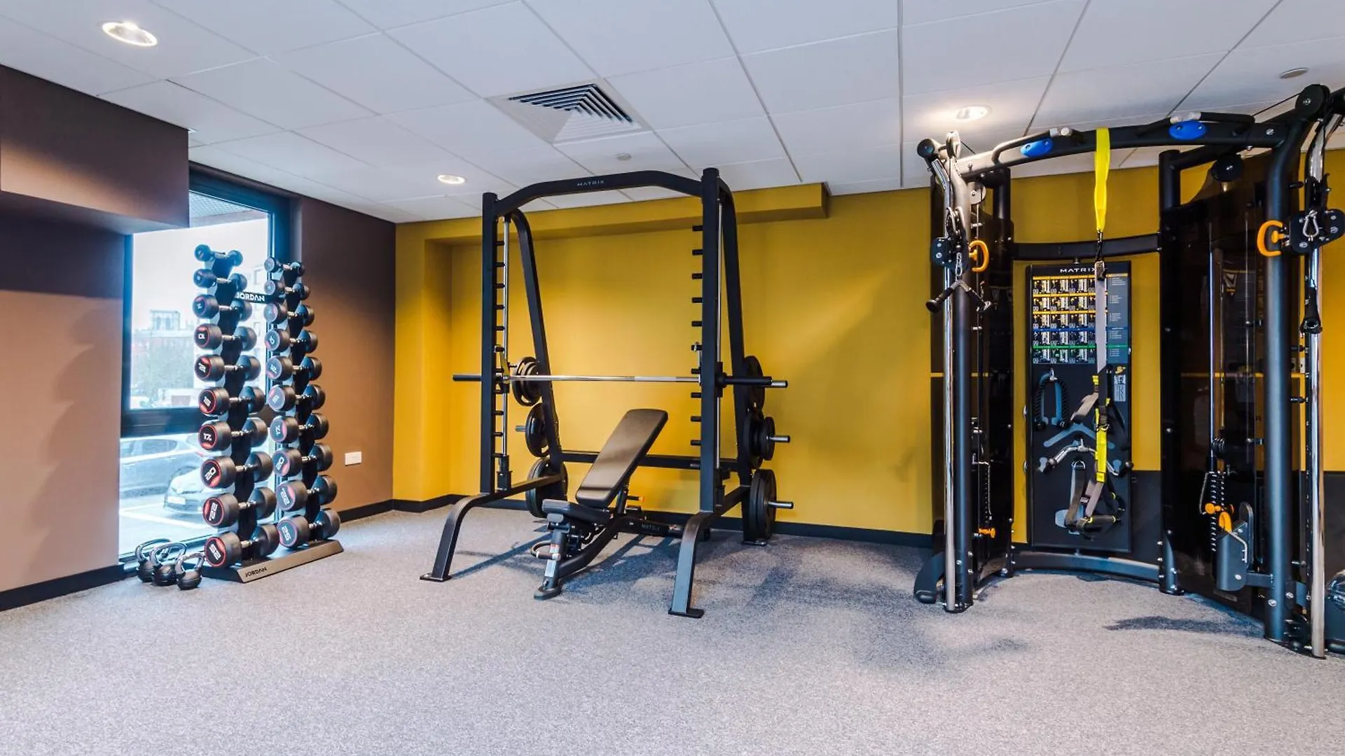 Icona 2 Apartment, With Free Onsite Gym And Secure Parking 요크